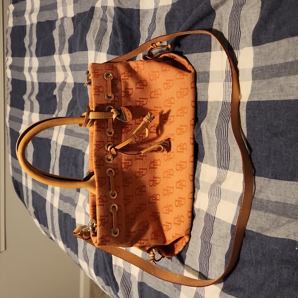 Dooney & Bourke bag